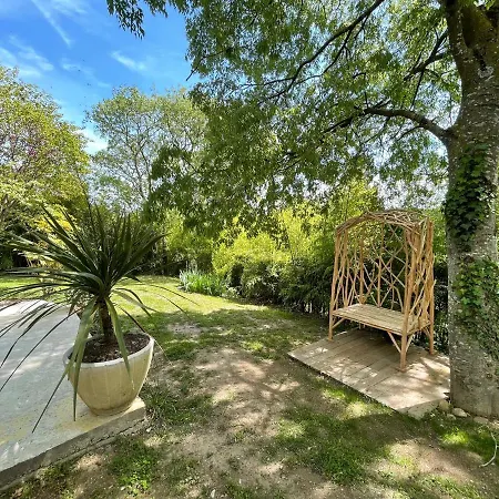 Holiday home L'annexe Du Domaine De Brisset